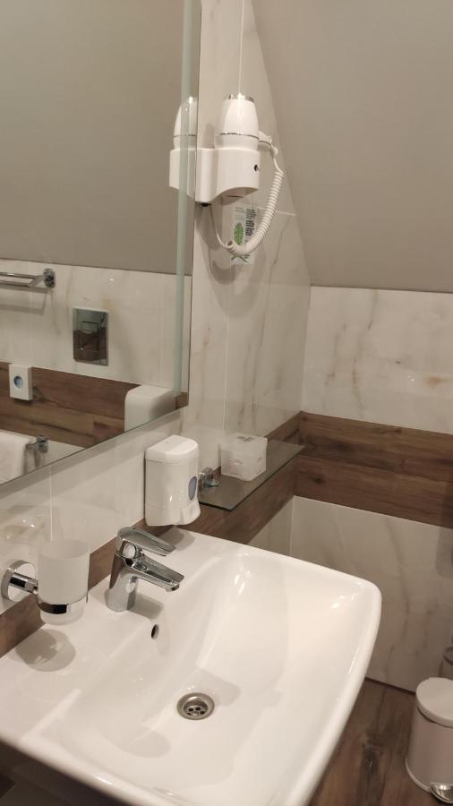 Optima Collection Bergshloss Ровно Экстерьер фото